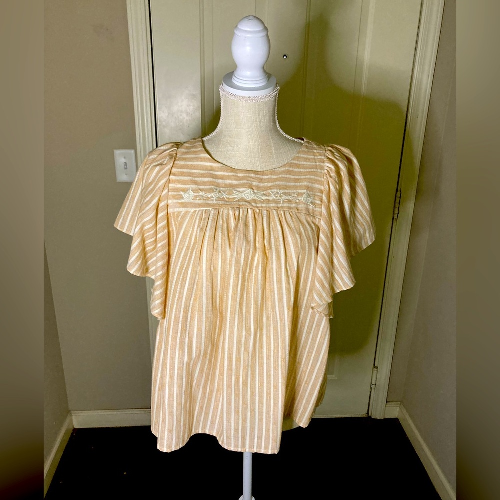 🆕 Striped Blouse with Embroidery - Medium